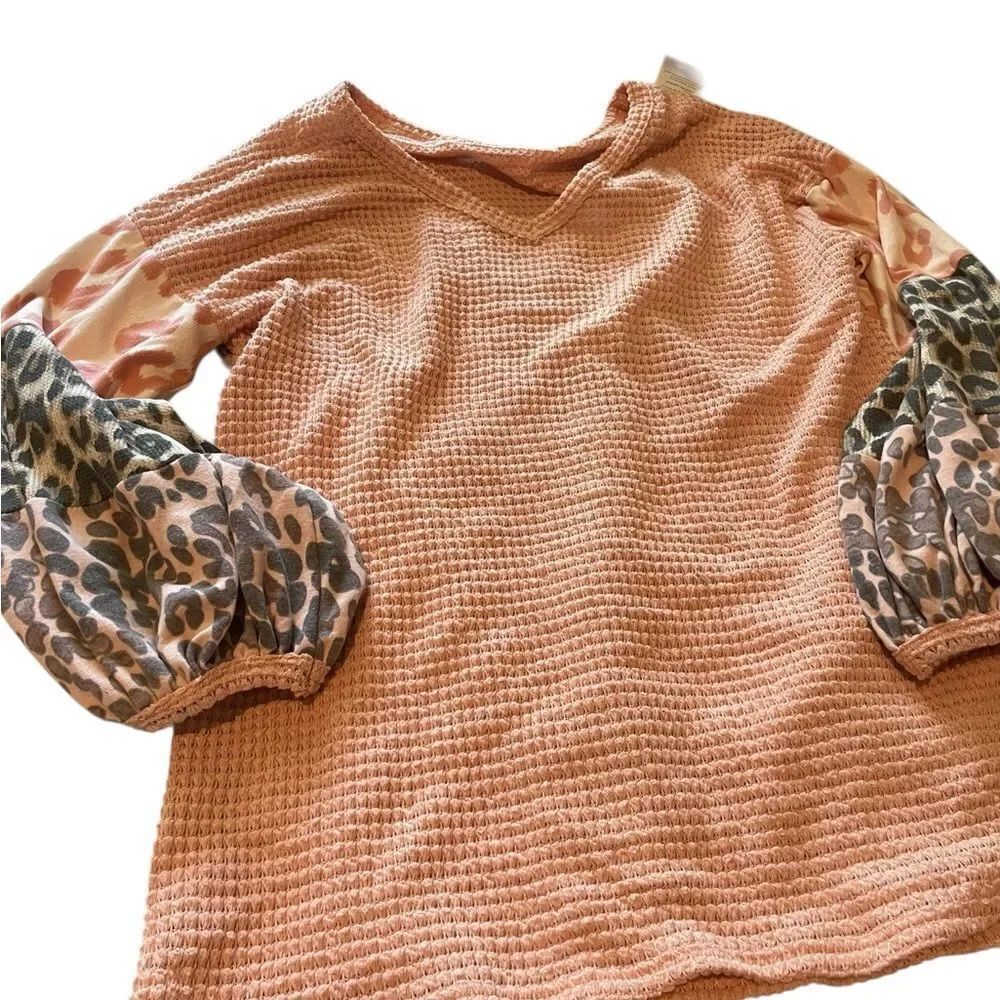 Kim Rogers Peach Waffle Knit Top with Leopard Print Balloon Sleeves